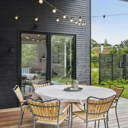 Modern Sleek House In